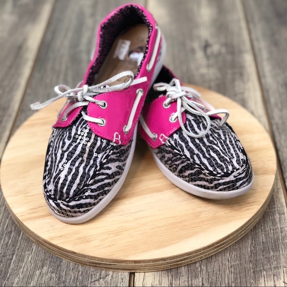 skechers zebra